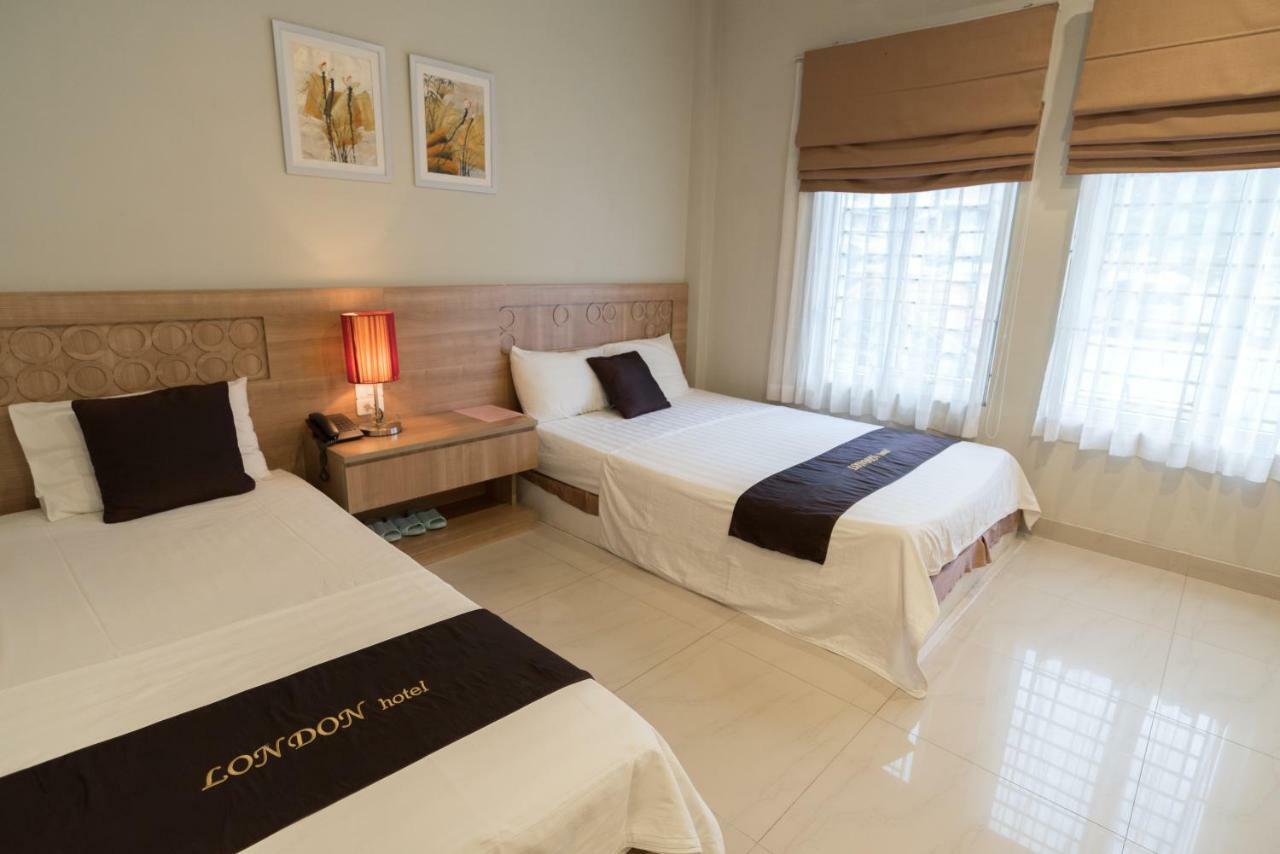 London Hotel Ha Long Bagian luar foto